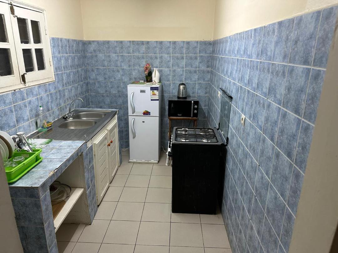Iris Room Libreville Kültér fotó